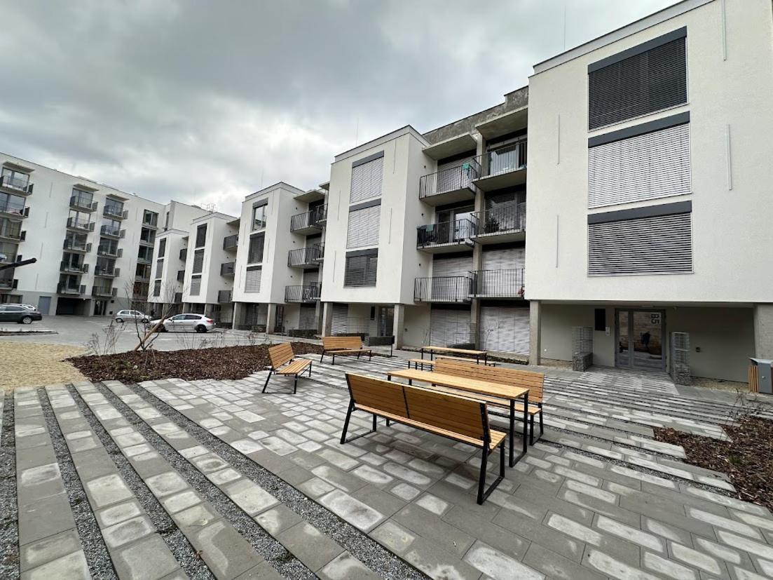 Bella Apartments Брно Екстер'єр фото